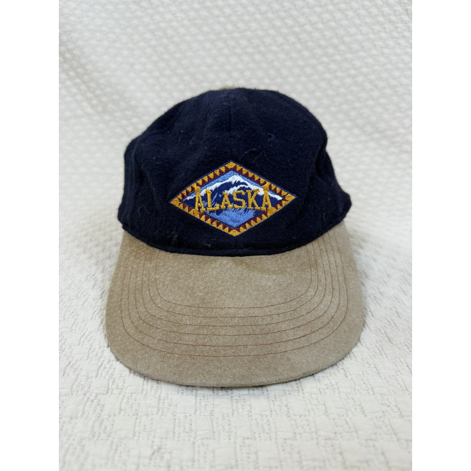 Vintage Alaska Outdoor Embroidered Wool Suede Hat Rare Multicolor Usa Mountains